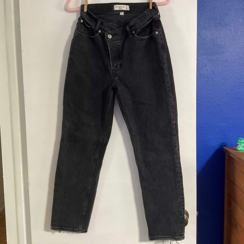 Abercrombie & Fitch women’s black wash jeans